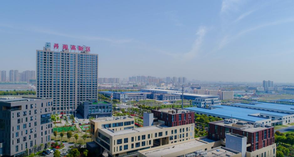 丹阳高新技术产业开发区通过完善绿色基础设施建设,引导企业集群式